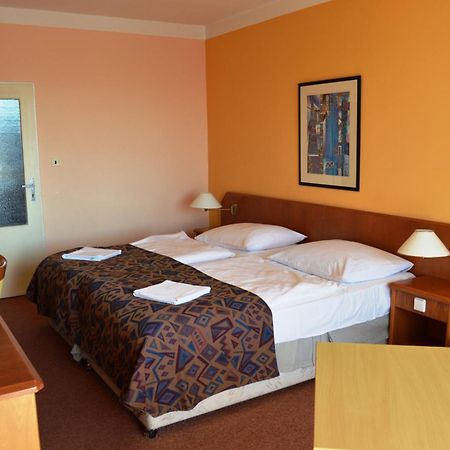 Hotel Fontana Lipno Černá v Pošumaví Pokój zdjęcie