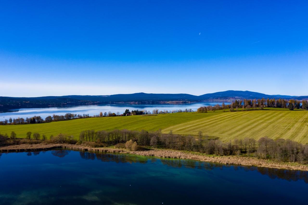 Hotel Fontana Lipno Černá v Pošumaví Zewnętrze zdjęcie