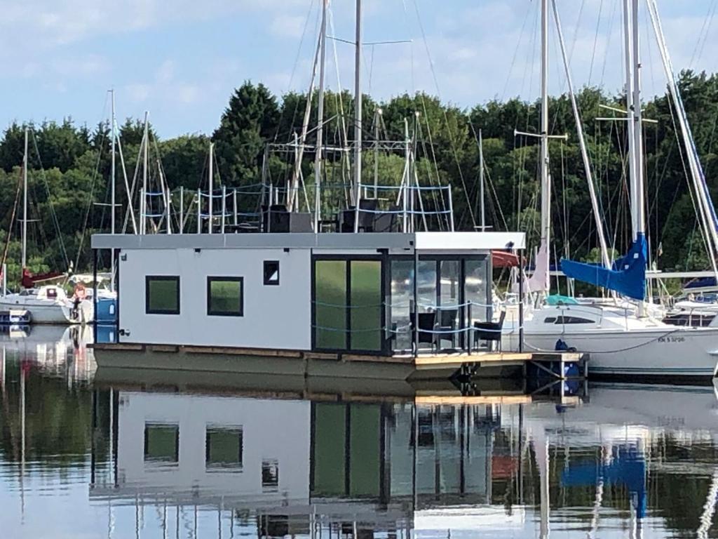 Hotel Fontana Lipno Černá v Pošumaví Zewnętrze zdjęcie