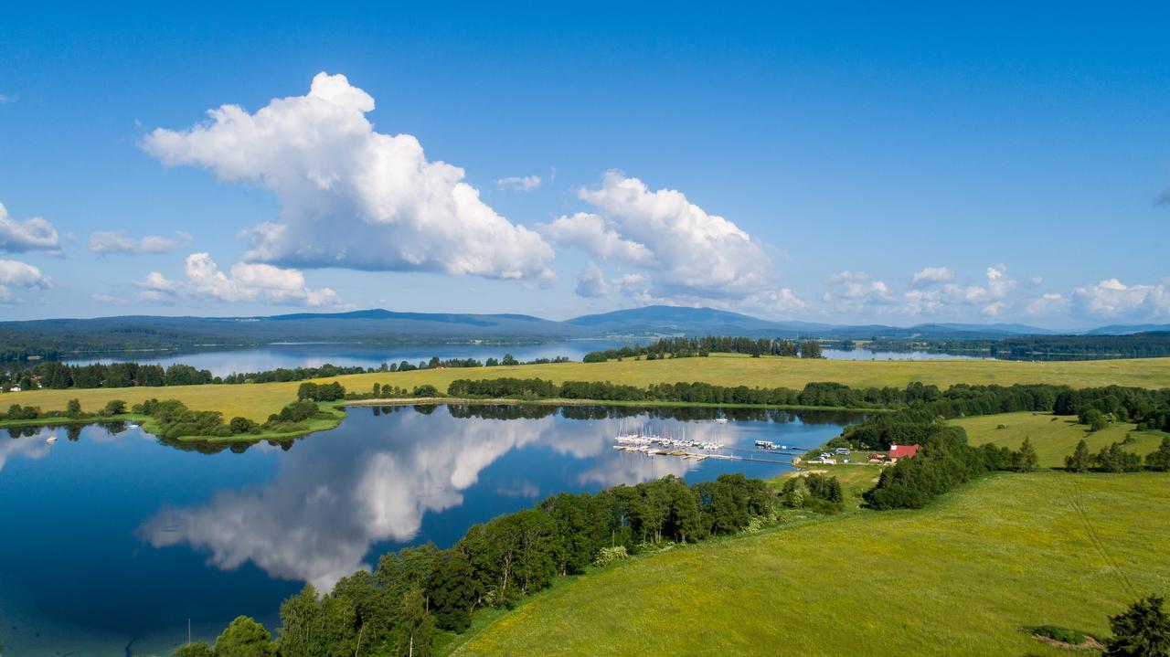 Hotel Fontana Lipno Černá v Pošumaví Zewnętrze zdjęcie